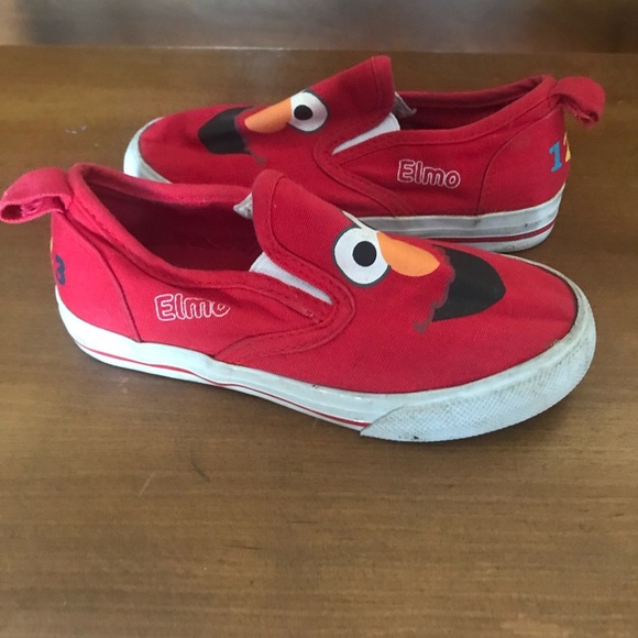 Sesame Street Cute Elmo Shoes - Picture 3 of 7